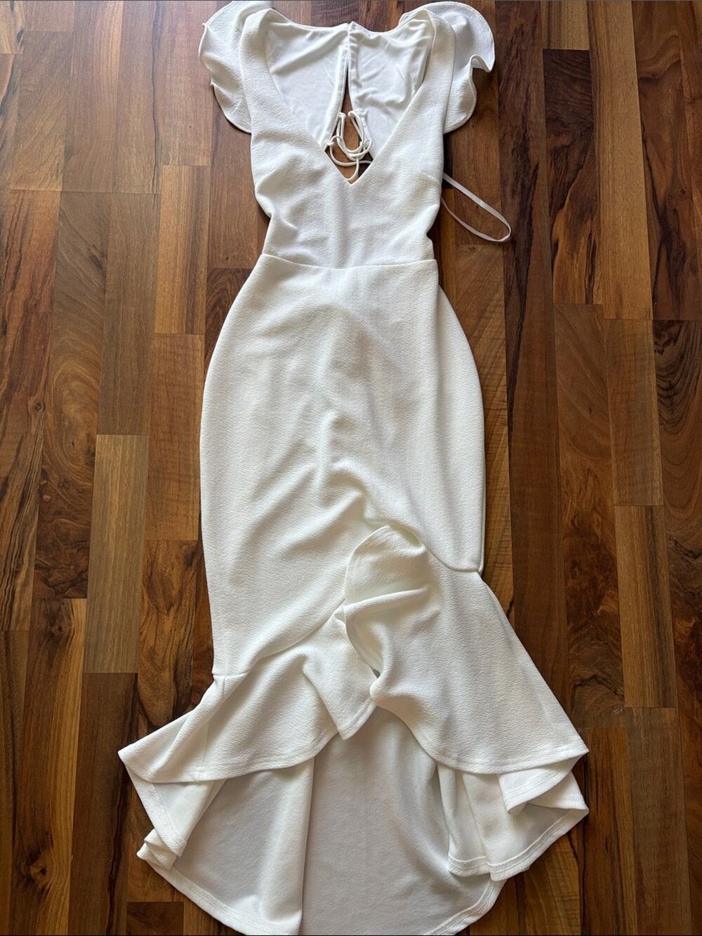 Selfie Leslie White Ruffle-Hem Maxi Dress Size S NWT
